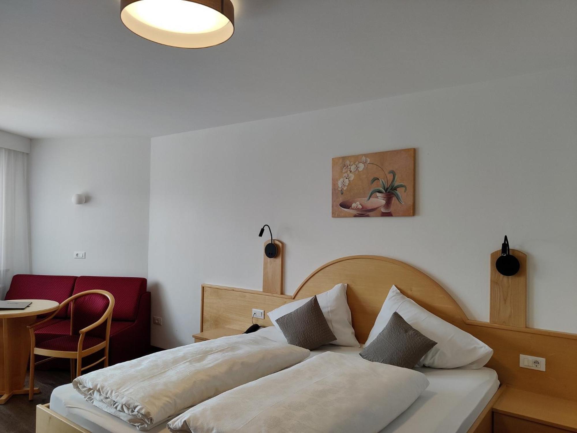 Hotel Garni Herz Tirolo Rum bild
